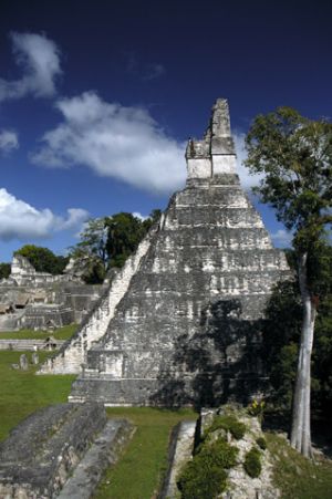 Tikal-1.jpg